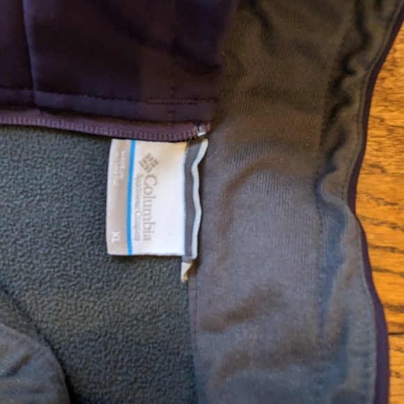 Columbia Shell - Picture 3 of 3